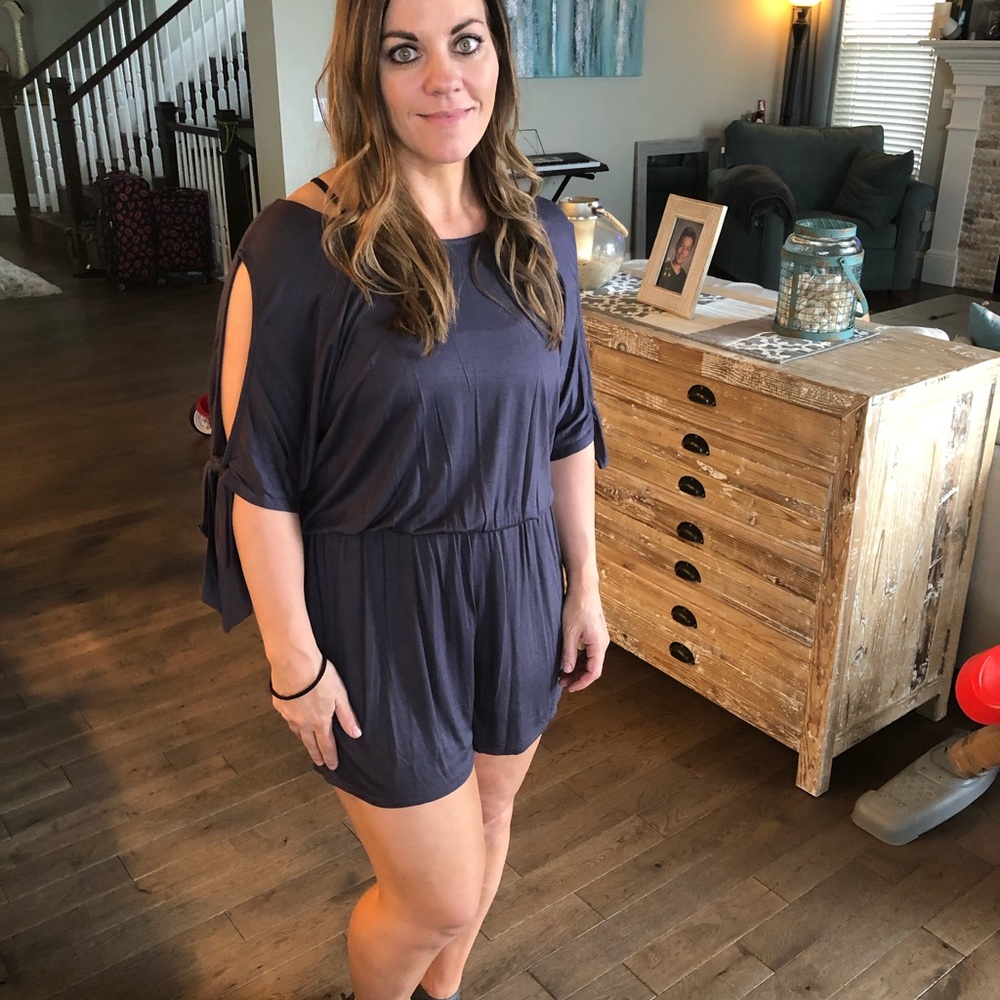 Romper - Picture 2 of 2